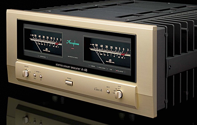 Accuphase A-48 Stereo Amplifier