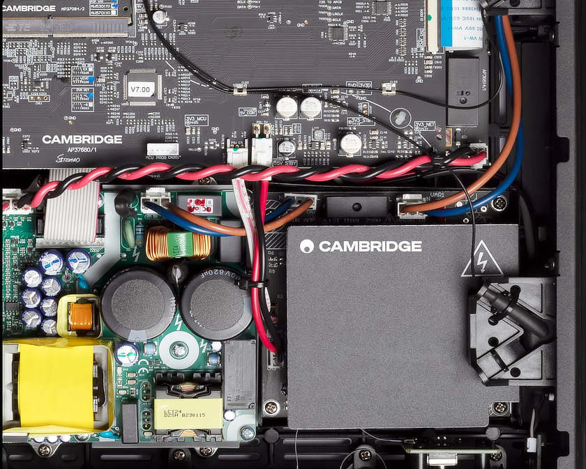 Cambridge-Audio-EVO150-n-core